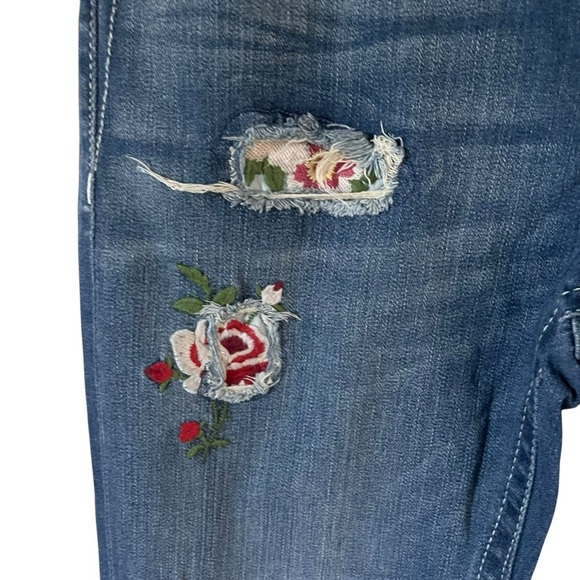 Miss Me Stylish Blue Distressed Women's Jeans Size 29 - Picture 4 of 5